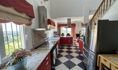 Resale - Villa -
Dehesa De Campoamor - Las Ramblas