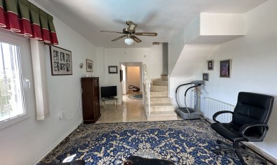 Resale - Villa -
Dehesa De Campoamor - Las Ramblas
