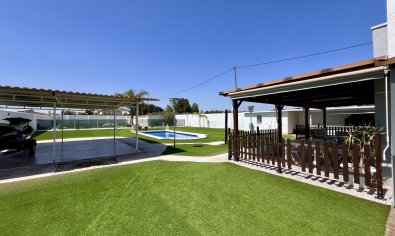 Bestaande bouw - Finca -
Alcantarilla