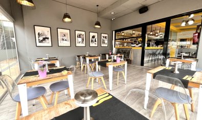 Reventa - Comercial -
Villamartin