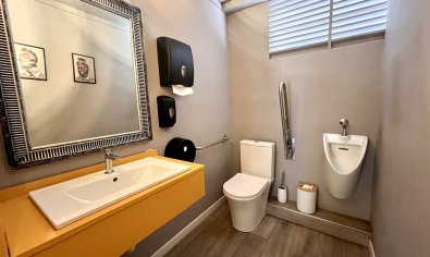 Reventa - Comercial -
Villamartin