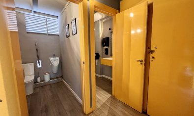 Reventa - Comercial -
Villamartin