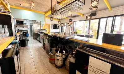 Reventa - Comercial -
Villamartin