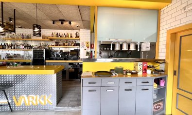 Reventa - Comercial -
Villamartin