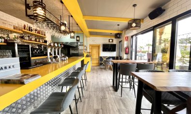 Reventa - Comercial -
Villamartin