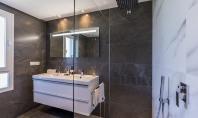 Obra nueva - Ático -
San Roque