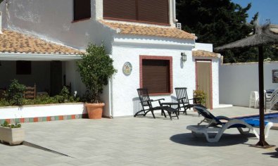 Bestaande bouw - Villa -
Orihuela Costa - Lomas De Cabo Roig