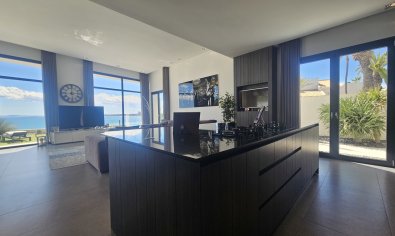 Reventa - Villa -
Cabo Roig