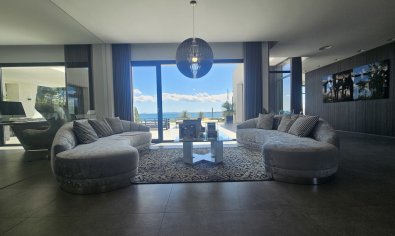 Reventa - Villa -
Cabo Roig
