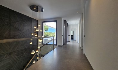 Reventa - Villa -
Cabo Roig