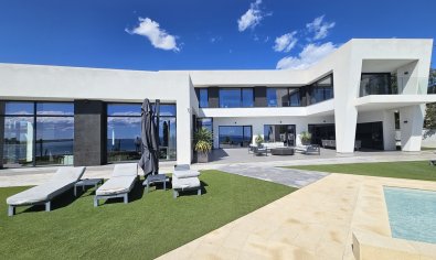 Reventa - Villa -
Cabo Roig
