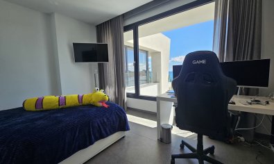 Reventa - Villa -
Cabo Roig