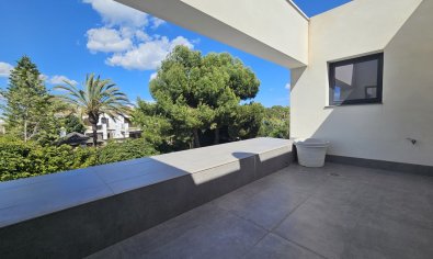 Reventa - Villa -
Cabo Roig