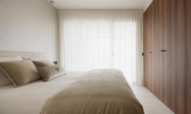Obra nueva - Ático -
Marbella