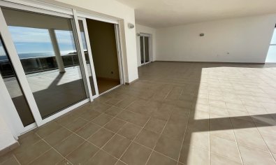 Resale - Apartment -
Altea