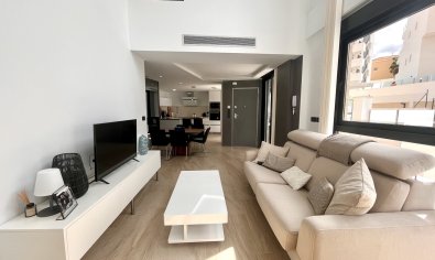 Bestaande bouw - Villa -
Villamartín - Villamartin