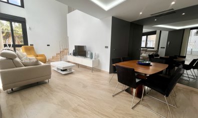 Bestaande bouw - Villa -
Villamartín - Villamartin