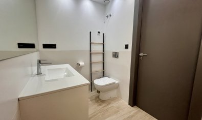 Bestaande bouw - Villa -
Villamartín - Villamartin