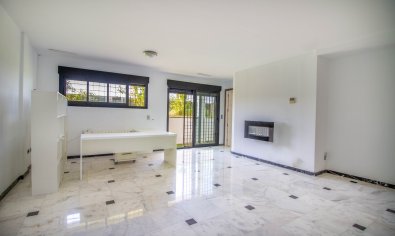 Bestaande bouw - Appartement -
Altea