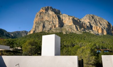 Obra nueva - Villa / Semi pareado -
Polop