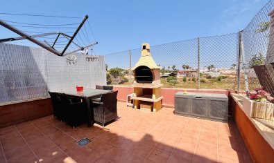 Luxury townhouse with ocean views and a pool in Lomas de Cabo Roig, Costa Blanca