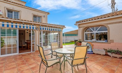 Bestaande bouw - Villa -
Torrevieja