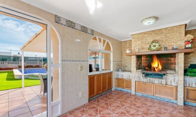 Bestaande bouw - Villa -
Torrevieja