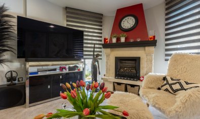 Luxe 5-slaapkamer villa met privézwembad en buitenkeuken in Benijófar