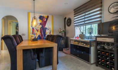 Luxe 5-slaapkamer villa met privézwembad en buitenkeuken in Benijófar