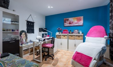 Luxe 5-slaapkamer villa met privézwembad en buitenkeuken in Benijófar