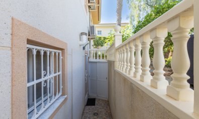 Luxe 5-slaapkamer villa met privézwembad en buitenkeuken in Benijófar