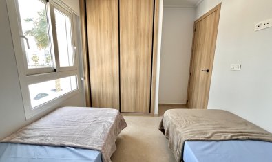 Reventa - Apartamento / piso -
Guardamar del Segura - Guardamar Del Segura