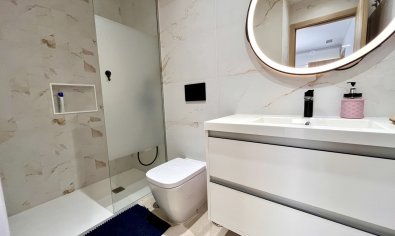 Reventa - Apartamento / piso -
Guardamar del Segura - Guardamar Del Segura