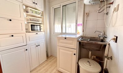 Villa de lujo con vistas panorámicas y amplia parcela en San Miguel de Salinas