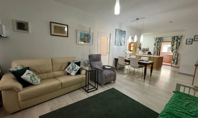 Exclusiva casa de campo en Torre-Pacheco con piscina, 6 dormitorios y vistas al campo de golf