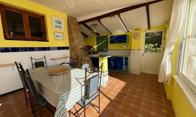 Exclusiva casa de campo en Torre-Pacheco con piscina, 6 dormitorios y vistas al campo de golf