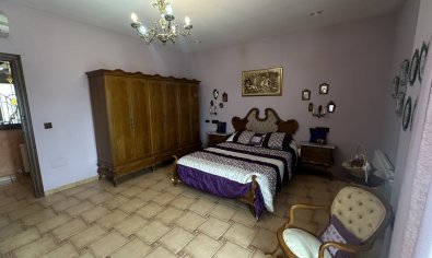 Bestaande bouw - Herenhuis -
San Miguel de Salinas