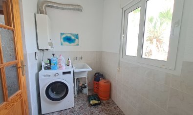 Reventa - Villa -
Villamartín - Villamartin