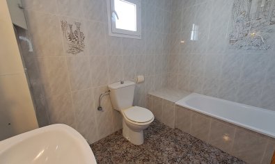 Reventa - Villa -
Villamartín - Villamartin