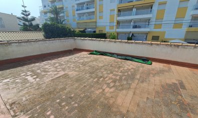 Reventa - Villa -
Villamartín - Villamartin