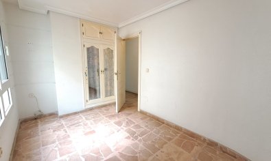 Resale - Apartment -
Torrevieja