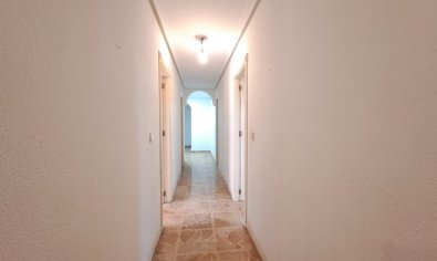 Resale - Apartment -
Torrevieja