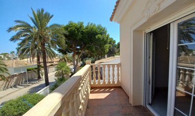 Bestaande bouw - Villa -
Cabo Roig