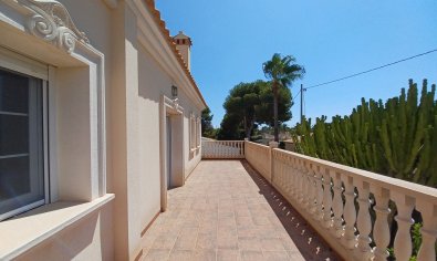 Bestaande bouw - Villa -
Cabo Roig