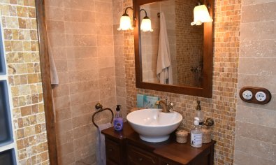 Bestaande bouw - Herenhuis -
Algorfa