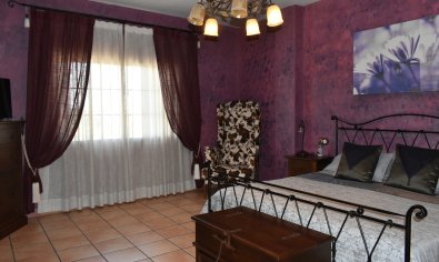 Bestaande bouw - Herenhuis -
Algorfa