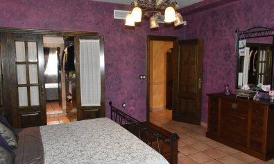 Bestaande bouw - Herenhuis -
Algorfa