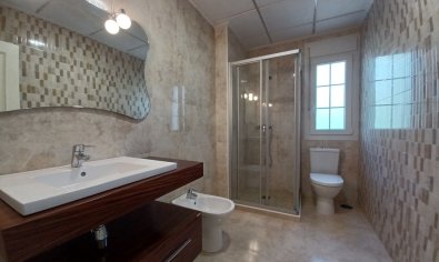 Bestaande bouw - Villa -
Cabo Roig