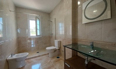 Bestaande bouw - Villa -
Cabo Roig