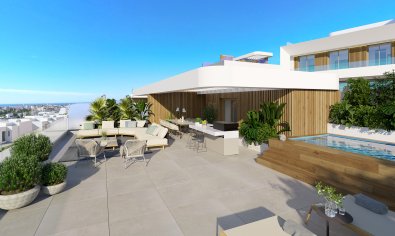 Obra nueva - Villa -
Estepona